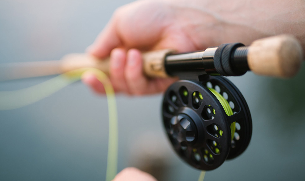 春季钓鱼技巧指南 冬季钓鱼调漂的正确方法